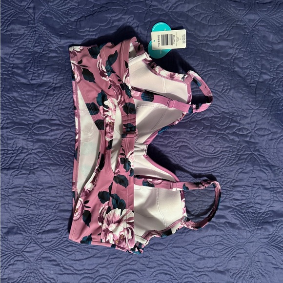 Torrid 2 lavender floral swimsuit NWT - Picture 5 of 8